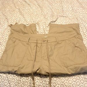 St Johns bay khaki capris